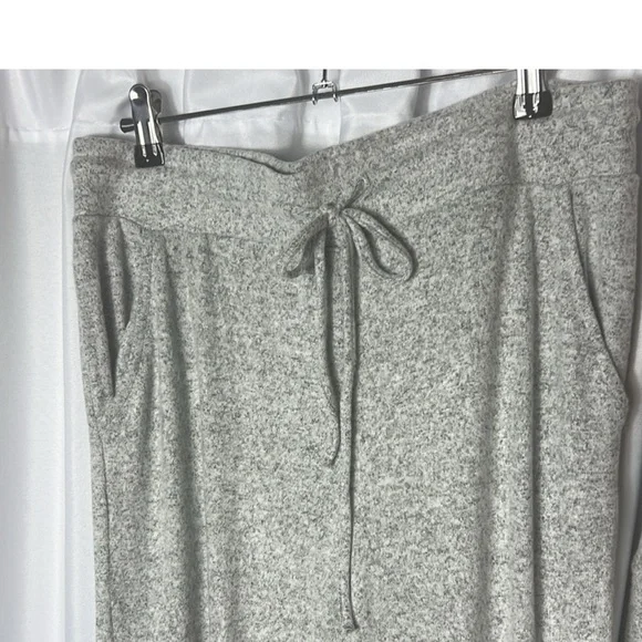 Fornia Loungewear Gray Set Multiple Sizes Available Brand New - Picture 9 of 12